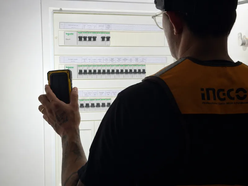 Reparação de disjuntores